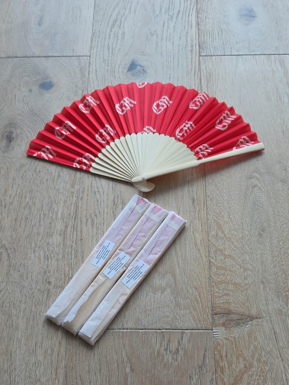 NWOT Grand Marnier Fans Set Of 4